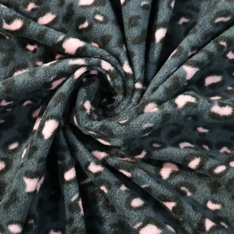 Tela de canalé polar con estampado de leopardo