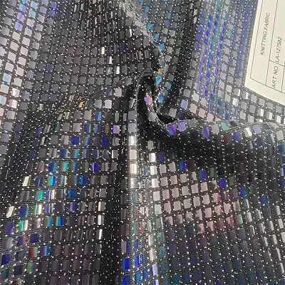 Tela de lentejuelas metálicas
