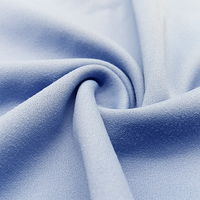 Tela elástica para yoga.